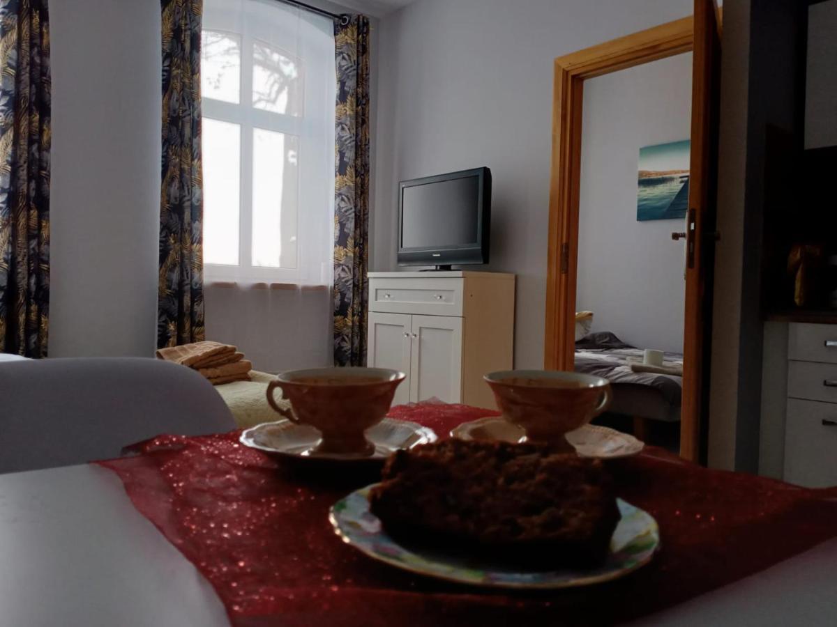 Sunny Bear Bed & Breakfast Jelenia Gora Exterior photo
