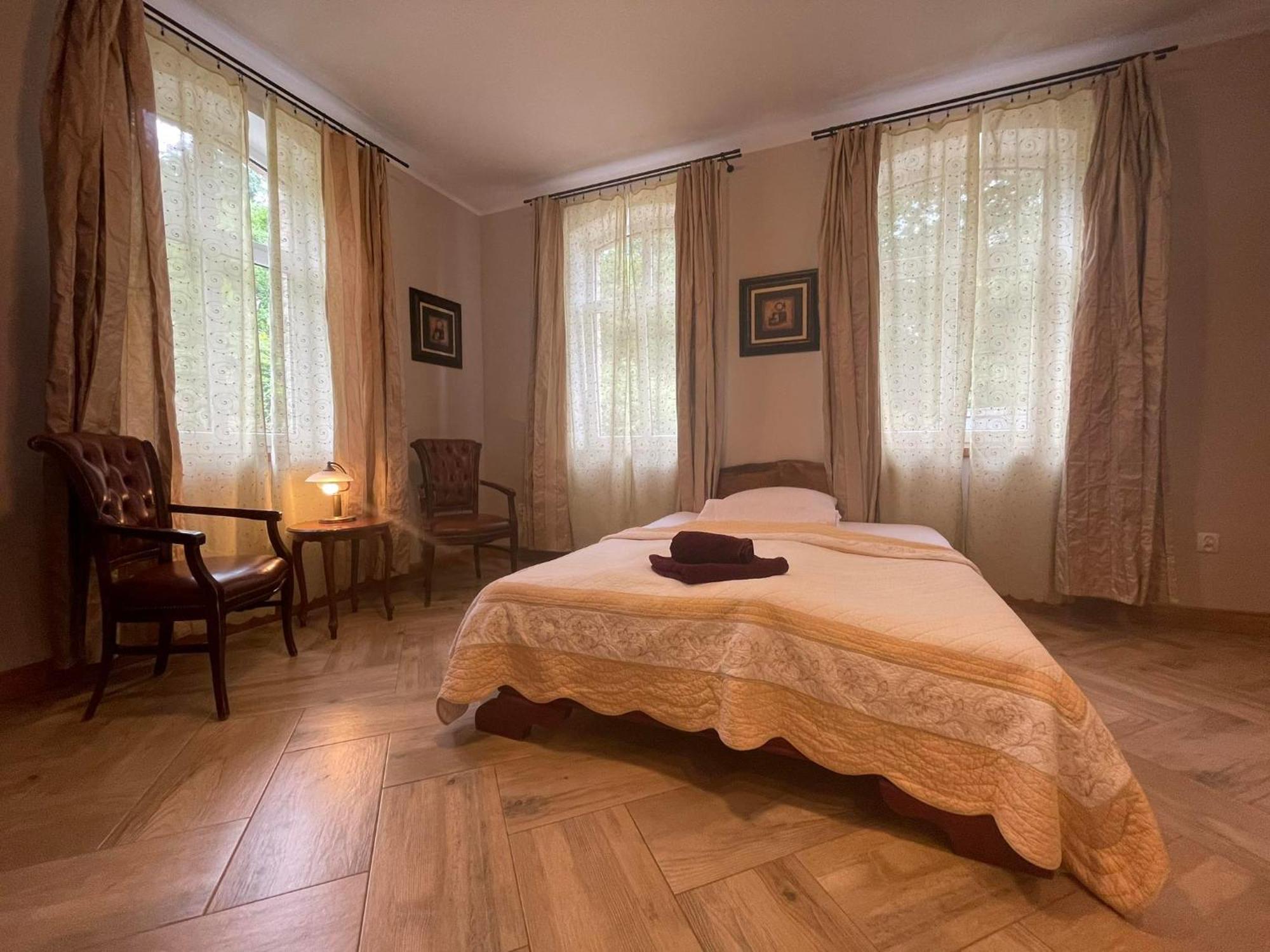 Sunny Bear Bed & Breakfast Jelenia Gora Exterior photo