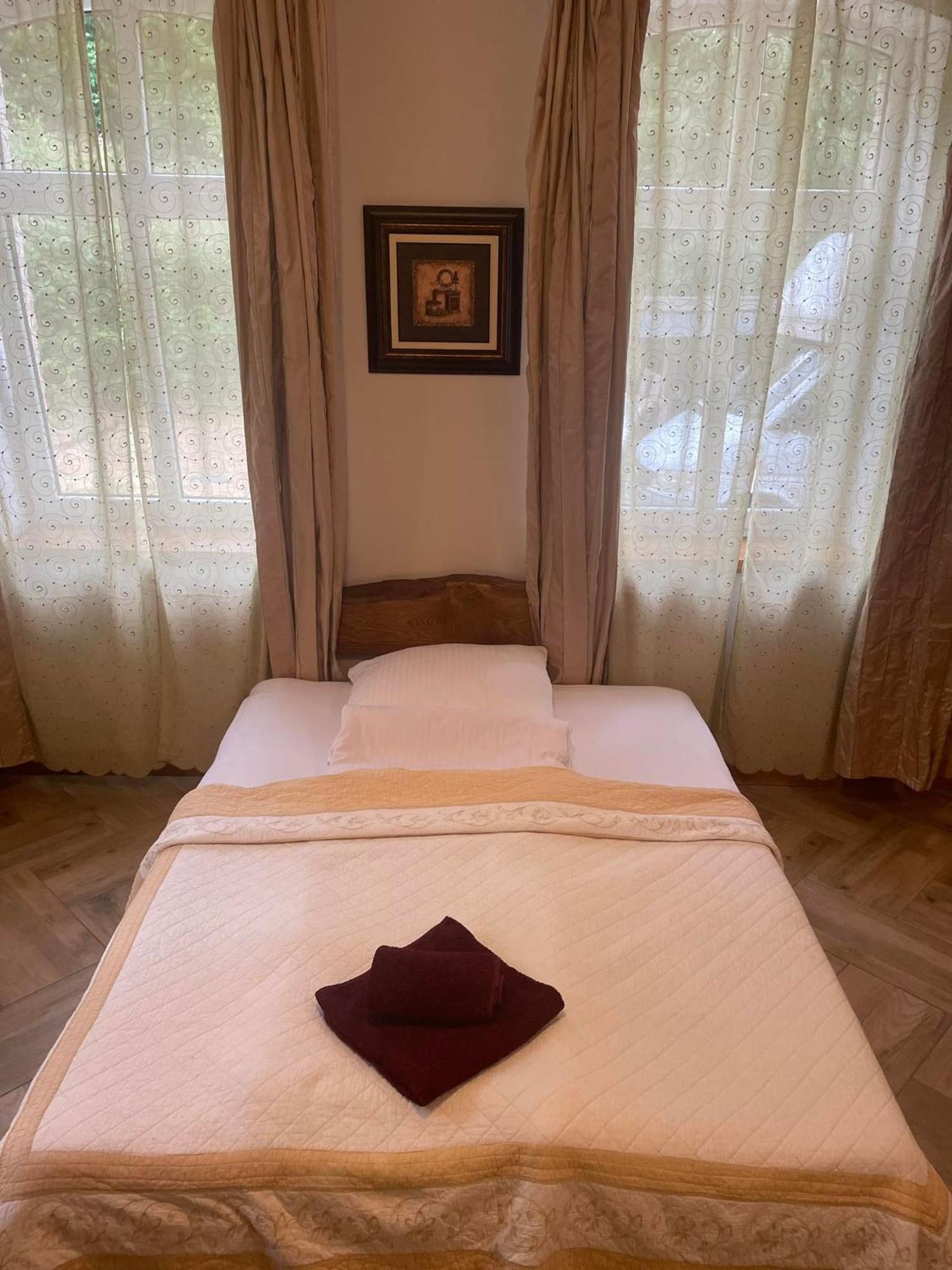Sunny Bear Bed & Breakfast Jelenia Gora Exterior photo